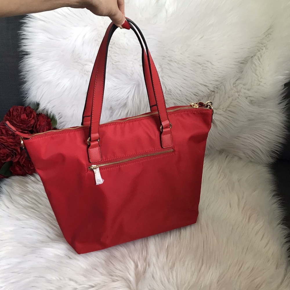 NWT ISABELLE VEGAN RED TOTE SATCHEL - Picture 2 of 5